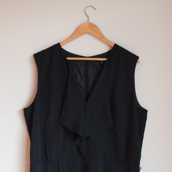 ATTITUDE | BLACK SLEEVELESS DRESS - Picture 3 of 3